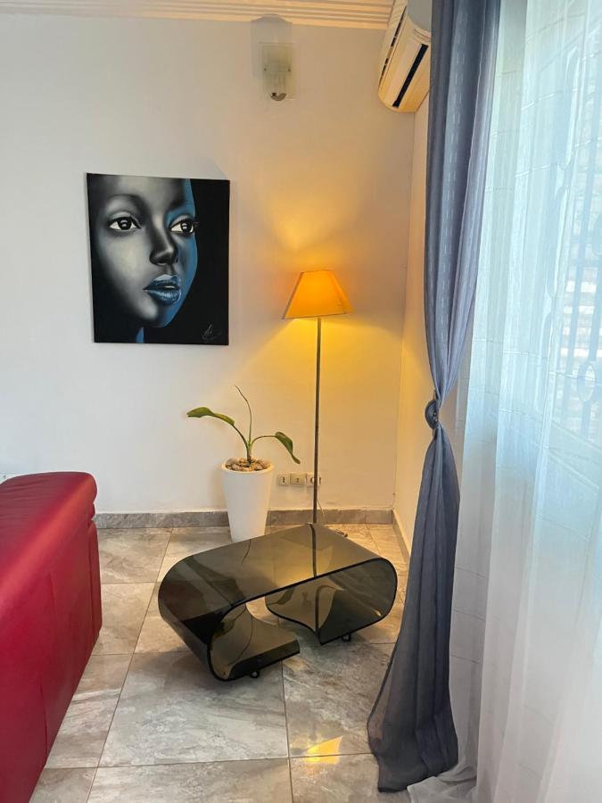 Les 5 Lanternes By Clara Bed and Breakfast Dakar Esterno foto
