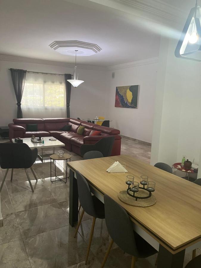 Les 5 Lanternes By Clara Bed and Breakfast Dakar Esterno foto