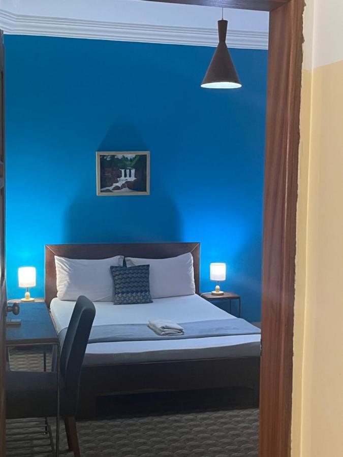 Les 5 Lanternes By Clara Bed and Breakfast Dakar Esterno foto